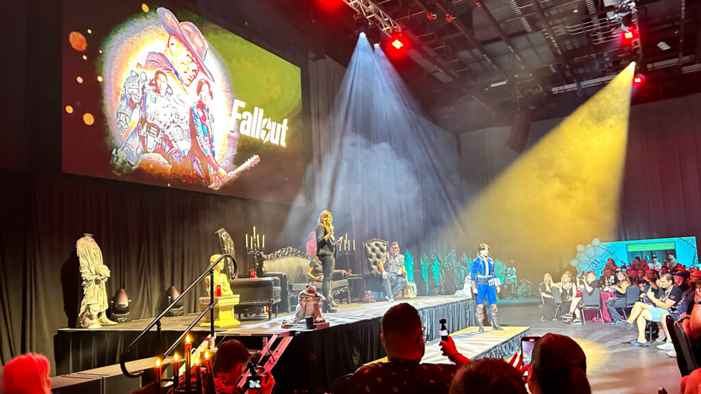 Halloween Horror Nights 2025: Como foi viver a noite mais assustadora e divertida da Universal 3 Personagens de Fallout interagiram com o publico do R.I.P Tour na noite de abertura do Halloween Horror Nights Halloween Horror Nights 2025: Como foi viver a noite mais assustadora e divertida da Universal